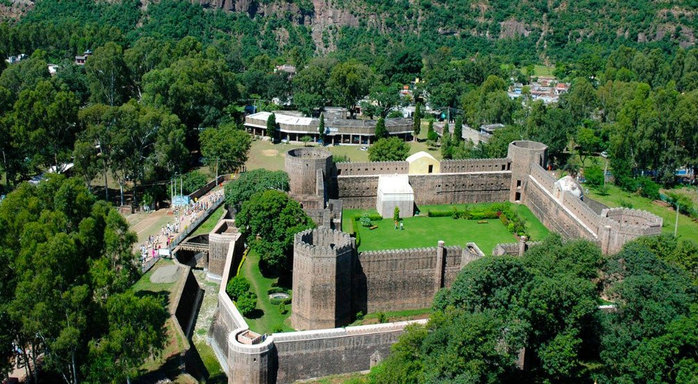 Ramnagar Fort, Udhampur, Udhampur, Jammu and Kashmir - Vushii.com Ramnagar Fort, Udhampur, Udhampur, Jammu and Kashmir - Vushii.com